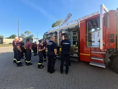 Foto des Albums: Fahrzeugvorführung LF in Wittenberge