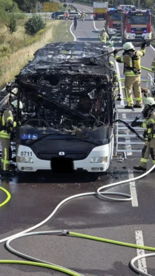 Foto des Albums: 29.08.2026 B_LKW - B188 GrafhorstOebisfelde - Brennt Linienbus