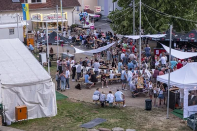 Kerweplatz von oben  (Bild vergr&ouml;&szlig;ern)