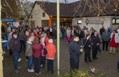 Empfang Weinprinzessin Katharina i d  Schlo&szlig;berghalle  (Bild vergr&ouml;&szlig;ern)