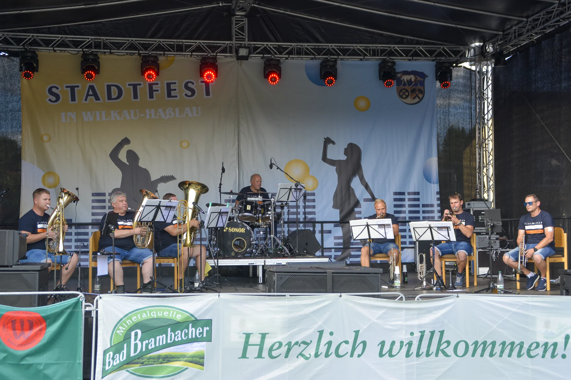 Bild: Bergblech präsentierte traditionelle und moderne Hits auf ihren Blechbläsern.