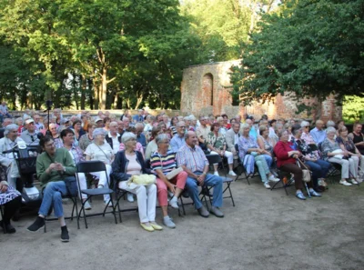 Foto des Albums: Show am Turm