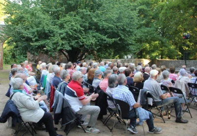 Foto des Albums: Show am Turm