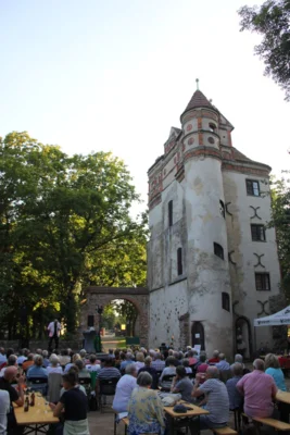 Foto des Albums: Show am Turm