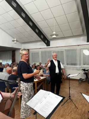 3 Dorfmusikanten 13 08 2026  (Bild vergr&ouml;&szlig;ern)