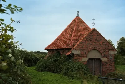 Mausoleum Ottensen  (Bild vergr&ouml;&szlig;ern)