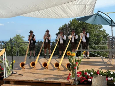 Foto des Albums: Abhaufest 100 Jahre Trachtenvereinigung Alt Hotzenwald