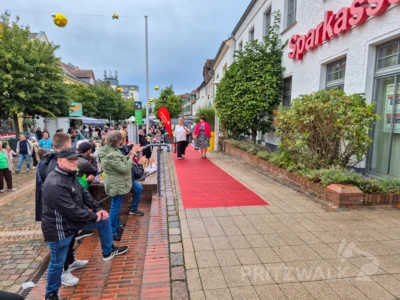 Foto des Albums: Pritzwalker und ihre Gäste feierten die Pritzwalker Herbstlichter - Teil 1