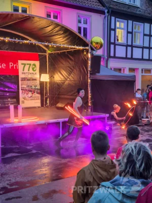 Foto des Albums: Pritzwalker und ihre Gäste feierten die Pritzwalker Herbstlichter - Teil 2