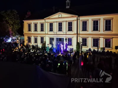 Foto des Albums: Pritzwalker und ihre Gäste feierten die Pritzwalker Herbstlichter - Teil 2