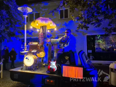 Foto des Albums: Pritzwalker und ihre Gäste feierten die Pritzwalker Herbstlichter - Teil 2