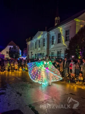 Foto des Albums: Pritzwalker und ihre Gäste feierten die Pritzwalker Herbstlichter - Teil 2