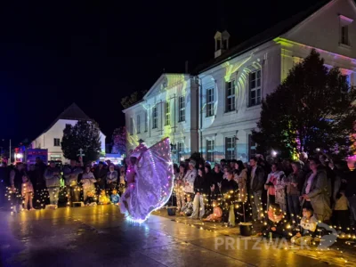 Foto des Albums: Pritzwalker und ihre Gäste feierten die Pritzwalker Herbstlichter - Teil 2