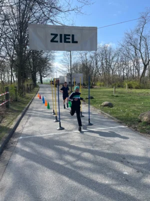 Foto des Albums: Frühjahrscrosslauf