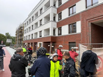 Foto des Albums: Bilder von der SVV-Radtour zu aktuellen Bauprojekten im Stadtgebiet
