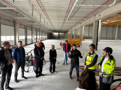 Foto des Albums: Bilder von der SVV-Radtour zu aktuellen Bauprojekten im Stadtgebiet