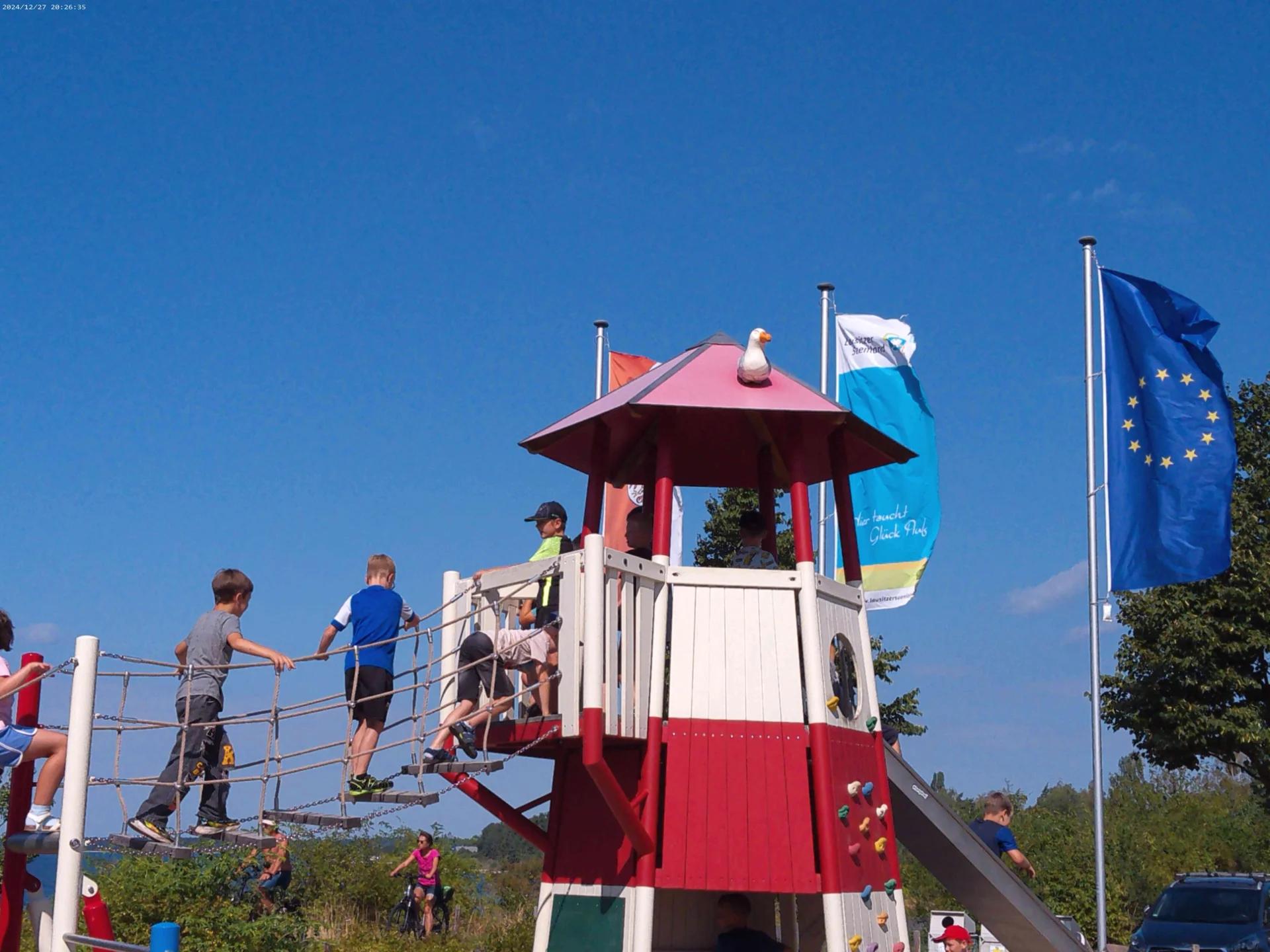 Bild: Der Leuchtturm wurde sofort in Beschlag genommen.