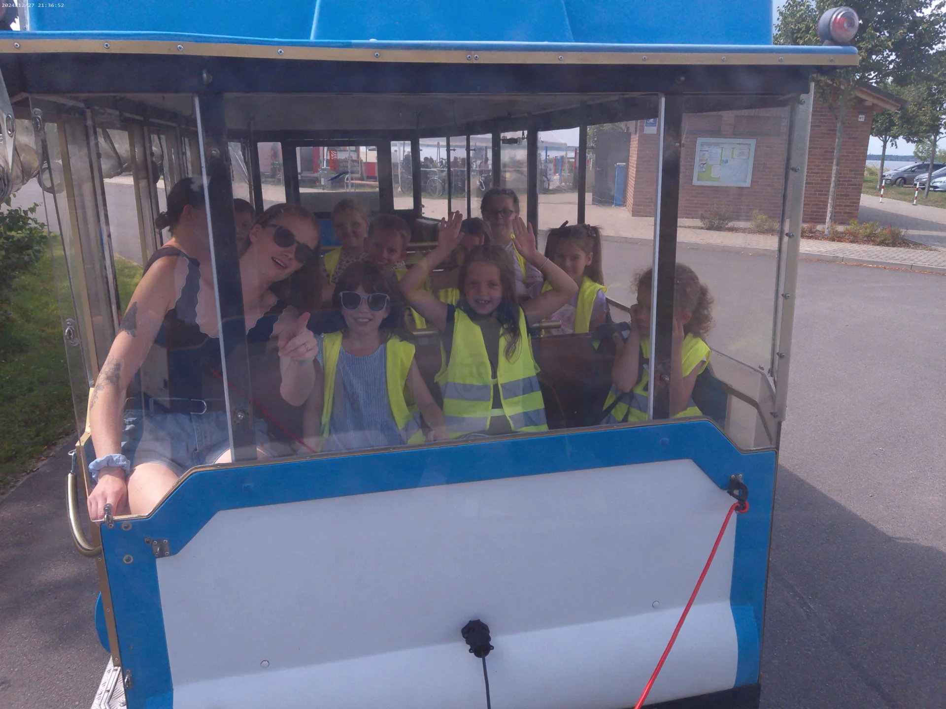 Bild: Los geht die wilde Fahrt.