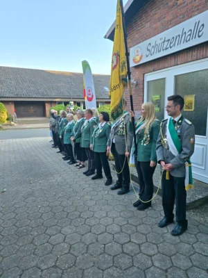 Vorschie&szlig;en mit Damen und Jungsch&uuml;tzenk&ouml;nigsschie&szlig;en - 1.08.2026  (Bild vergr&ouml;&szlig;ern)