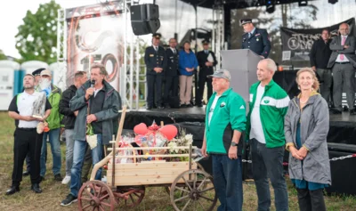 Feuerwehrfest-Die-Rede  (Bild vergr&ouml;&szlig;ern)