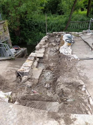 Foto des Albums: Sanierung der Stützmauer am Mühlgraben in Niederroßla