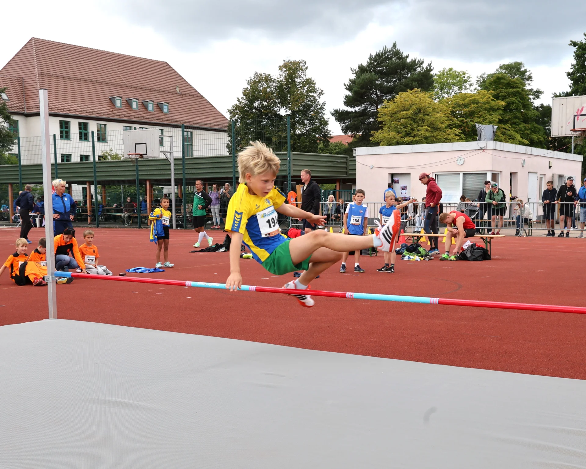 Bild: Hoch 19