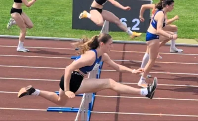 H&uuml;rdensprint im 7-K  (Bild vergr&ouml;&szlig;ern)