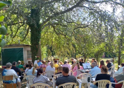 Foto des Albums: Regionaler Familiengottesdienst im Trebitzer Pfarrgarten