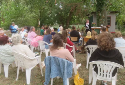 Foto des Albums: Regionaler Familiengottesdienst im Trebitzer Pfarrgarten