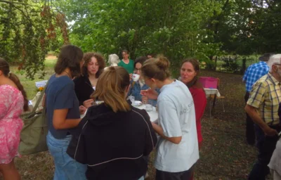 Foto des Albums: Regionaler Familiengottesdienst im Trebitzer Pfarrgarten