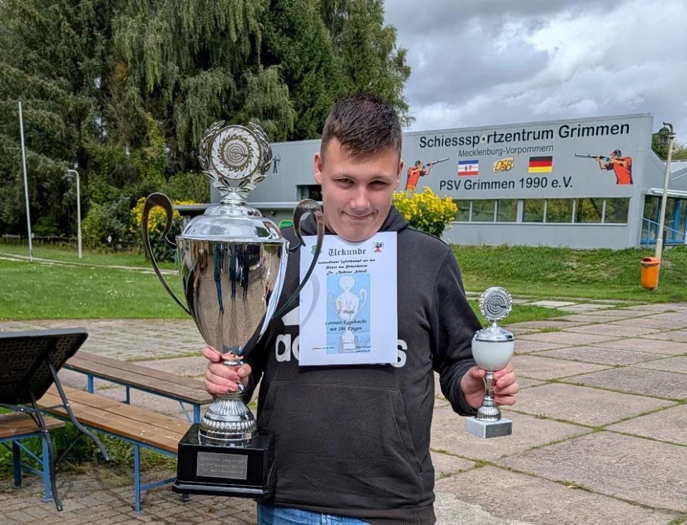 Bild: Pokal Präsi 2026-3
