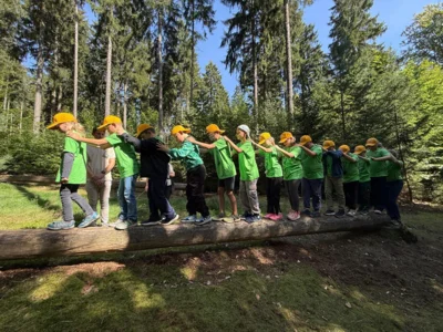 Foto des Albums: Umwelttag - Klasse 4 - Gewinn Globusausschreibung