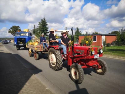 Foto des Albums: Brandenburger Dorf- und Erntefest 2026: der Umzug
