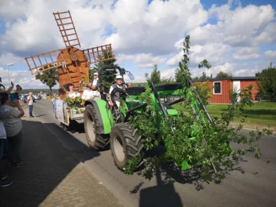 Foto des Albums: Brandenburger Dorf- und Erntefest 2026: der Umzug