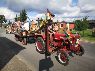 Foto des Albums: Brandenburger Dorf- und Erntefest 2026: der Umzug