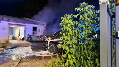 Foto des Albums: 110926 Brand PKW NSörnewitz