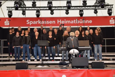 Chor Taktvoll Jagsthausen  (Bild vergr&ouml;&szlig;ern)