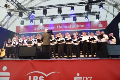 "Wie viele sind das denn?"  (Bild vergr&ouml;&szlig;ern)