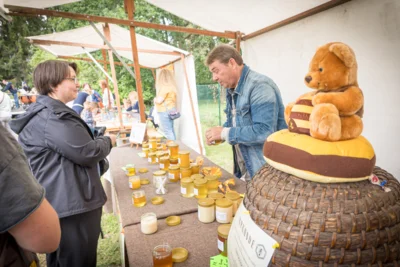 Foto des Albums: 29. Backofenfest zum Tag des offenen Denkmals im Museumsgarten
