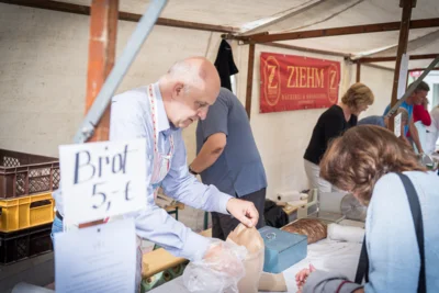 Foto des Albums: 29. Backofenfest zum Tag des offenen Denkmals im Museumsgarten