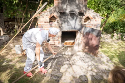 Foto des Albums: 29. Backofenfest zum Tag des offenen Denkmals im Museumsgarten