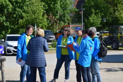 "Briefing"  (Bild vergr&ouml;&szlig;ern)