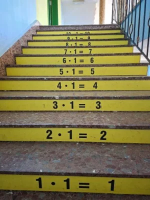Mit jeder Treppe zum Matheass 