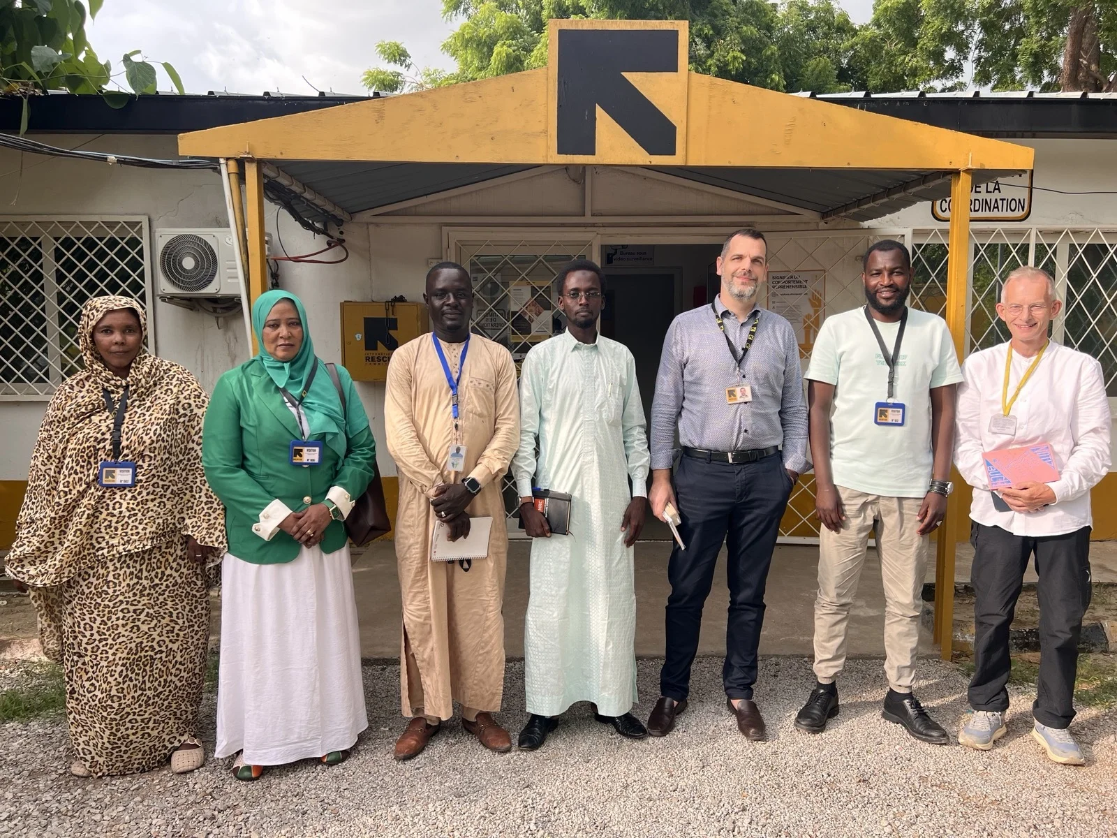 Bild: ein Teil des Teams mit Benjamin Bach (IRC) und Mohamed Dana (SVO)