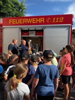 Foto des Albums: Besuch der Freiwilligen Feuerwehr Brottewitz im Ferienhort und in der Kita Elbekinder in Mühlberg/Elbe