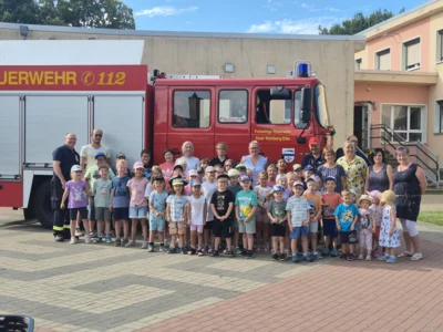 Foto des Albums: Besuch der Freiwilligen Feuerwehr Brottewitz im Ferienhort und in der Kita Elbekinder in Mühlberg/Elbe