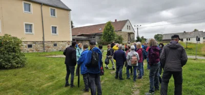 Foto des Albums: Wandertag 2026, Motto Bauernhöfe linksseitig im Niederdorf von Colmnitz