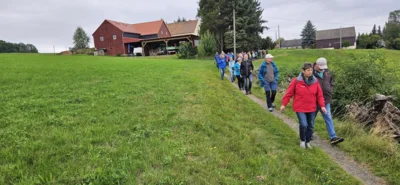 Foto des Albums: Wandertag 2026, Motto Bauernhöfe linksseitig im Niederdorf von Colmnitz