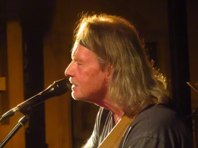 Foto des Albums: Paul Bartsch & Band spielen in der Stadtkirche