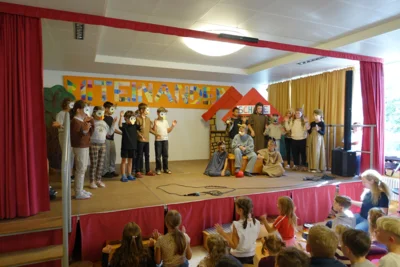 Foto des Albums: Einschulungsfeier an der Grundschule Ellenberg